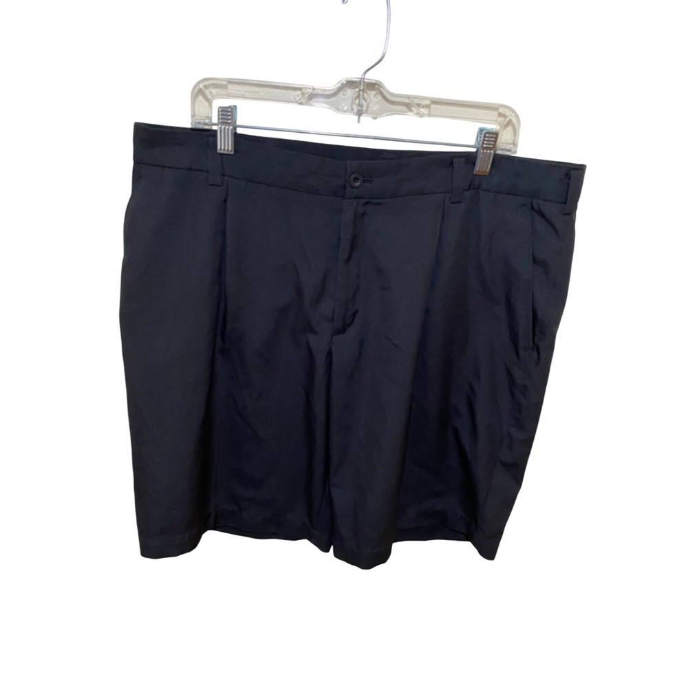 Nike‎ Golf Shorts Mens Black Pleated Athletic Performance Golfing Casual Size 40